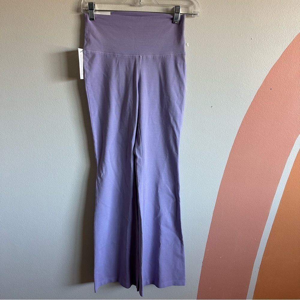 Aritzia TNA NWT Hold-it™ Atmosphere Flare Hi-rise Legging size small lavender